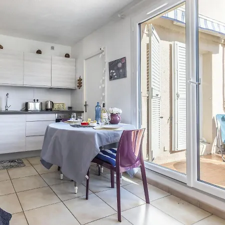 Les Mirandas Ii By Interhome