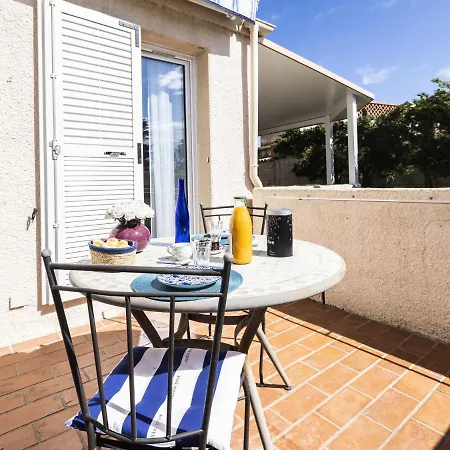 Les Mirandas Ii By Interhome
